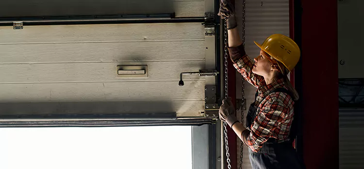 Addressing Common Garage Door Stoppage Issues in East Lansing, MI
