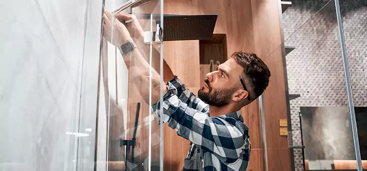 Replace Shower Doors with Frameless East Lansing